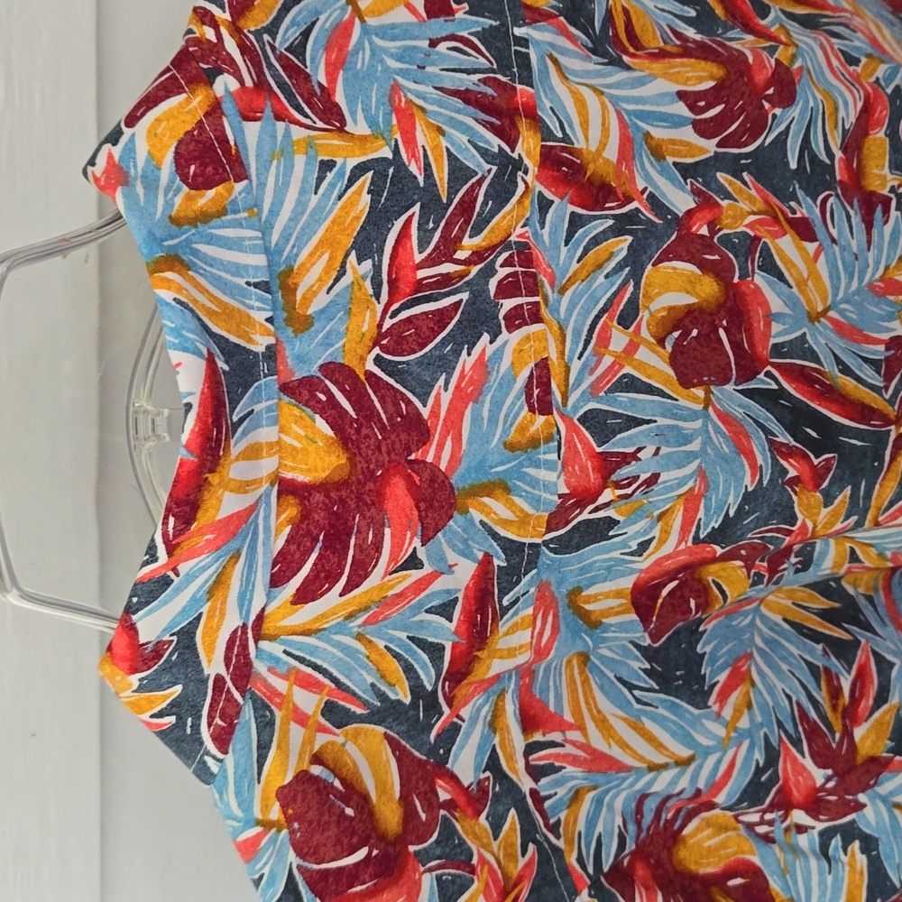 Goodfellow & Co tropical short sleeve shirt - Picture 9 of 10